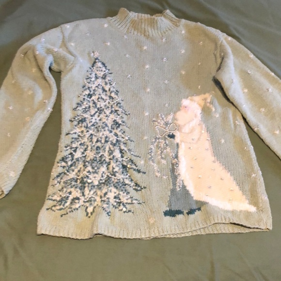 Sweater - Picture 1 of 4